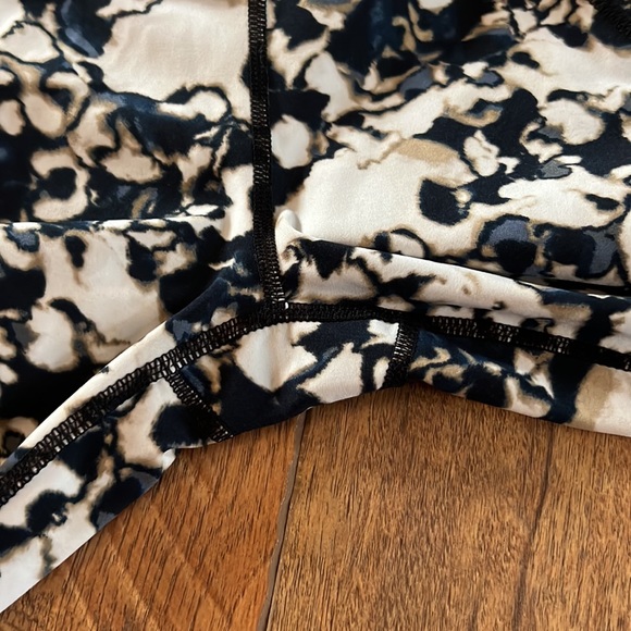 Sweaty Betty Power 7/8 Crop Leggings - Picture 12 of 12